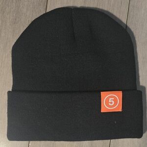 New TTC METROLINKS LINE 5 BEANIE   ONE SIZE BLACK